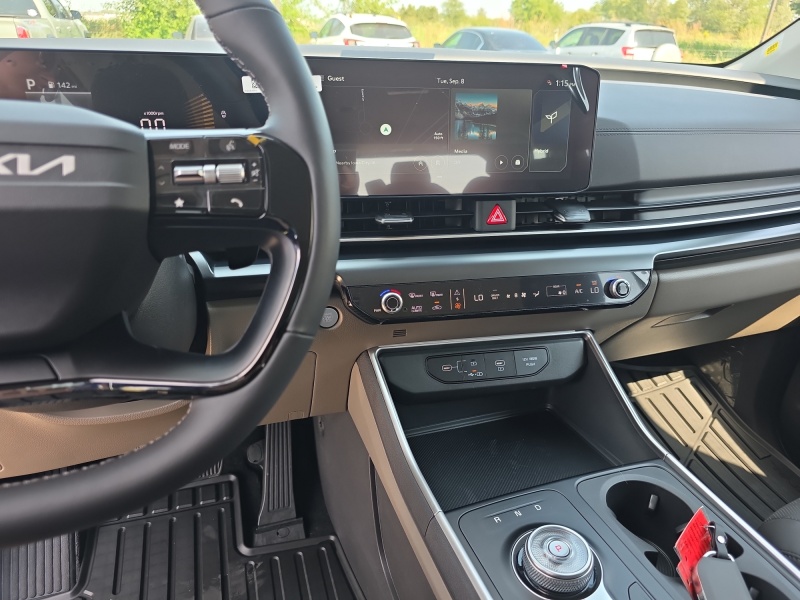 2027 Kia Carnival Hybrid