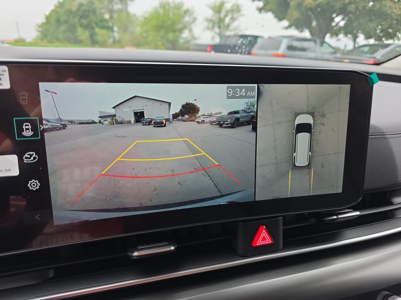 2027 Kia Carnival Hybrid