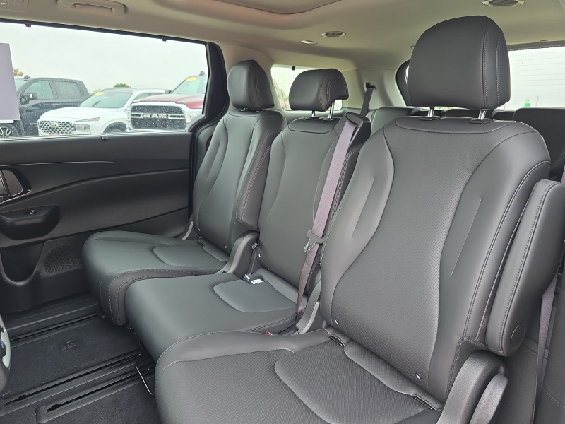 2027 Kia Carnival Hybrid
