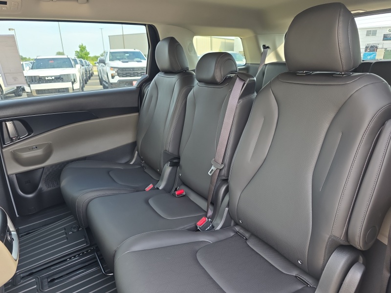 2027 Kia Carnival