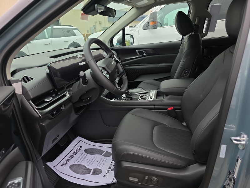 2027 Kia Carnival