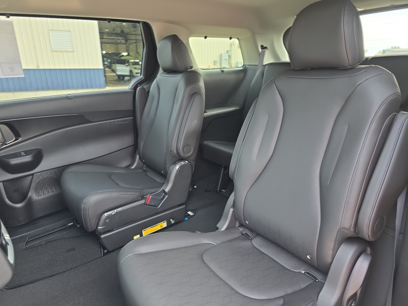 2027 Kia Carnival Hybrid