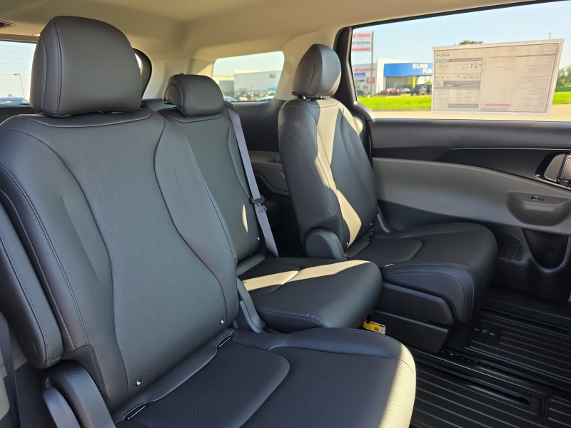 2027 Kia Carnival