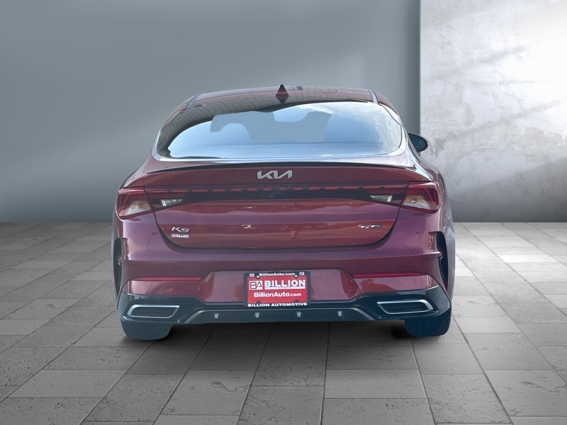 2022 Kia K5