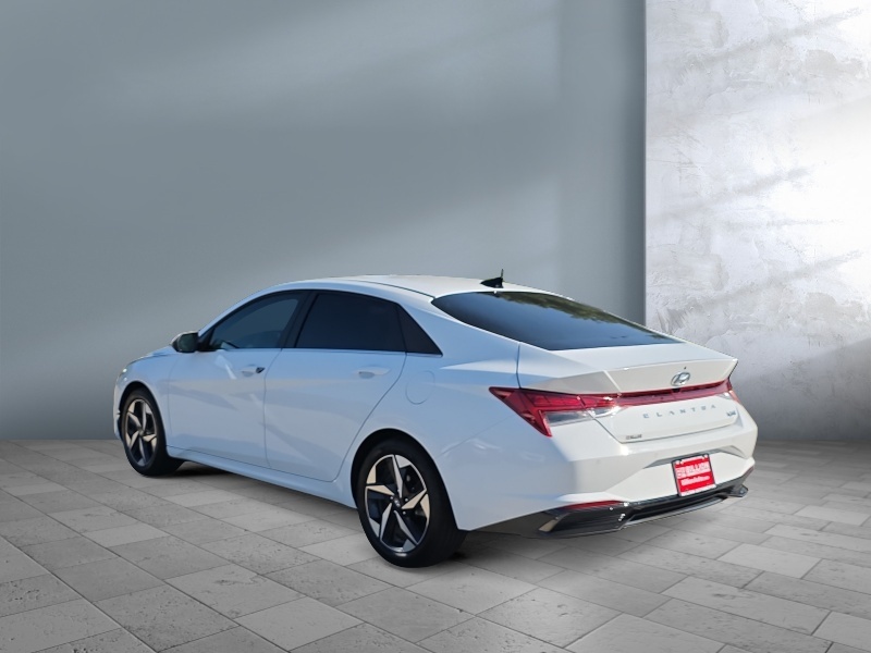 2023 Hyundai Elantra Hybrid