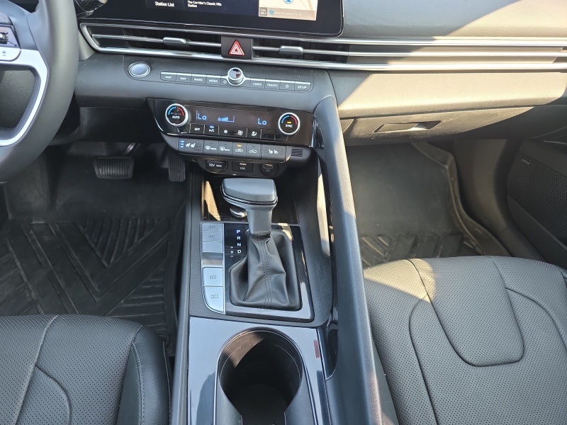 2023 Hyundai Elantra Hybrid
