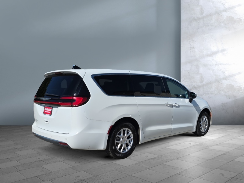 2023 Chrysler Pacifica