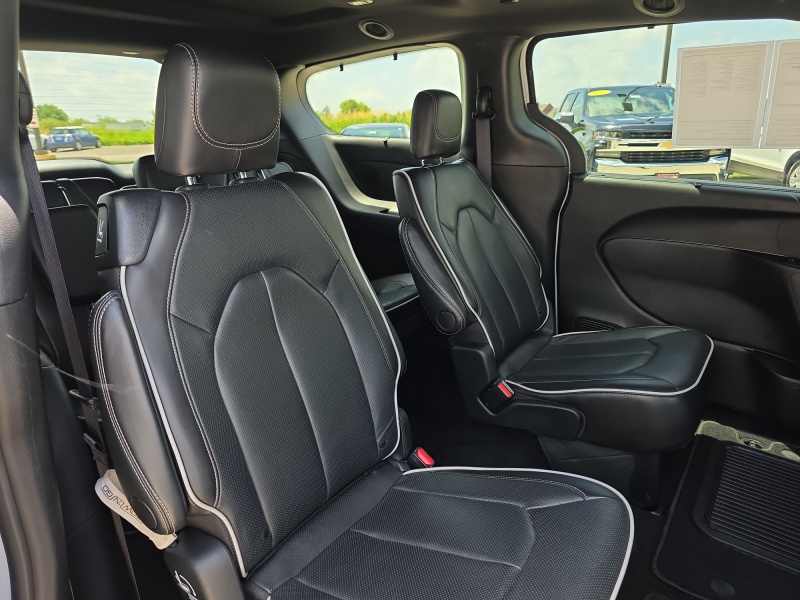 2025 Chrysler Pacifica