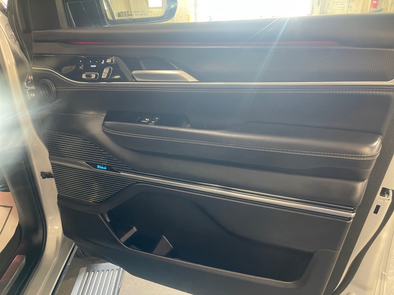 2024 Jeep Grand Wagoneer L