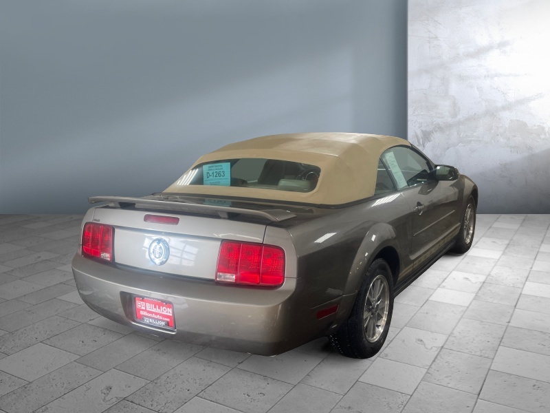 2005 Ford Mustang