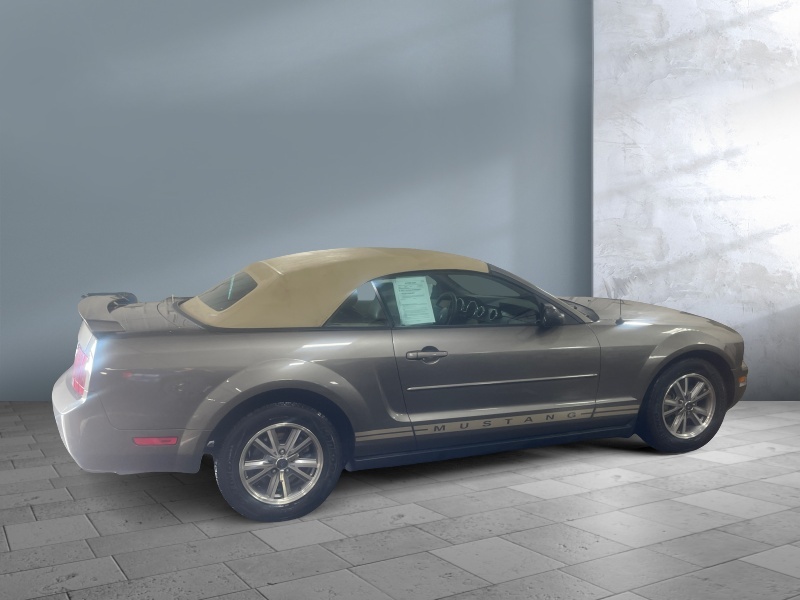 2005 Ford Mustang