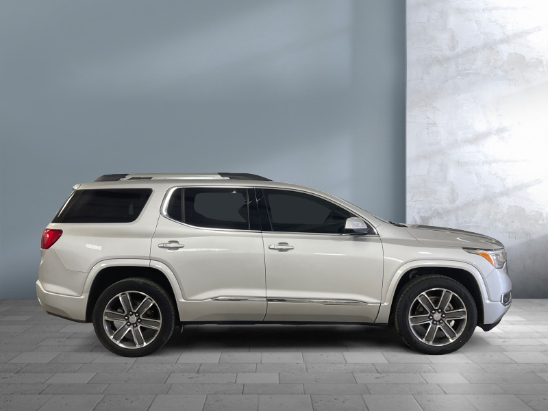 2017 GMC Acadia