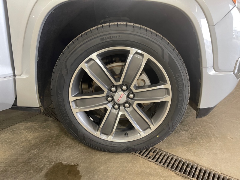 2017 GMC Acadia