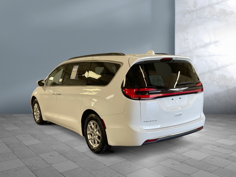 2022 Chrysler Pacifica
