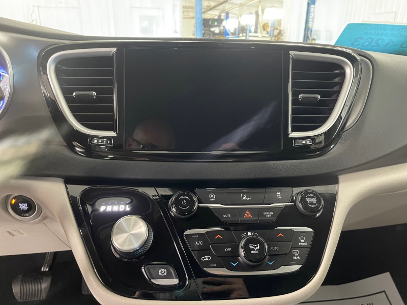 2022 Chrysler Pacifica
