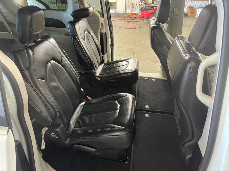 2022 Chrysler Pacifica