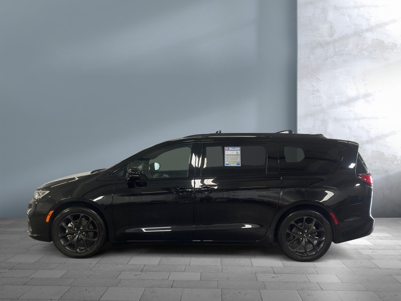 2025 Chrysler Pacifica