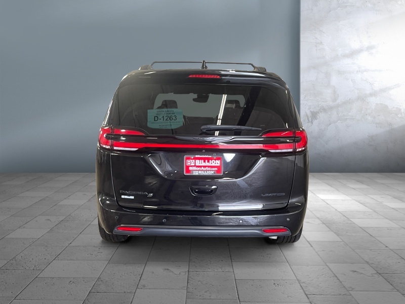 2025 Chrysler Pacifica