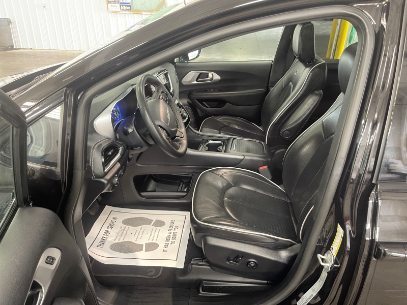 2025 Chrysler Pacifica