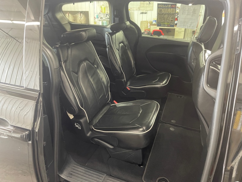 2025 Chrysler Pacifica