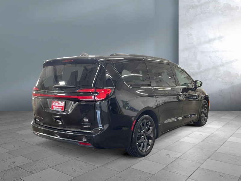 2025 Chrysler Pacifica