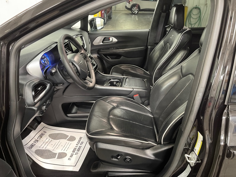 2025 Chrysler Pacifica