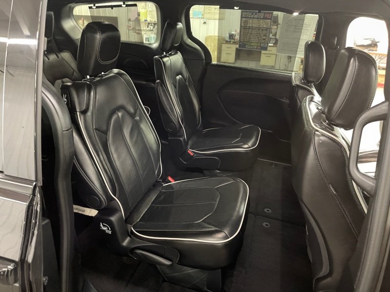 2025 Chrysler Pacifica