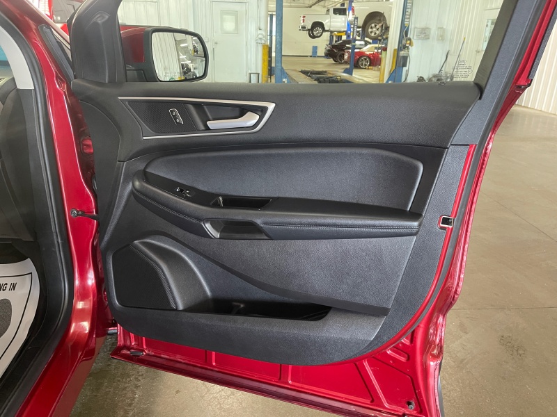 2018 Ford Edge