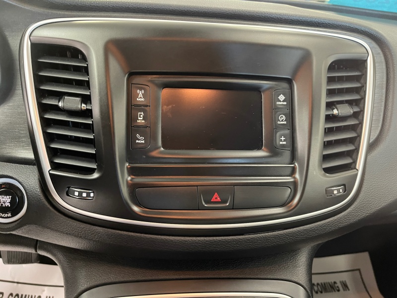 2016 Chrysler 200