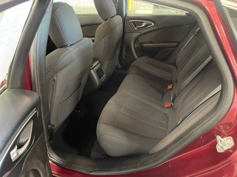 2016 Chrysler 200