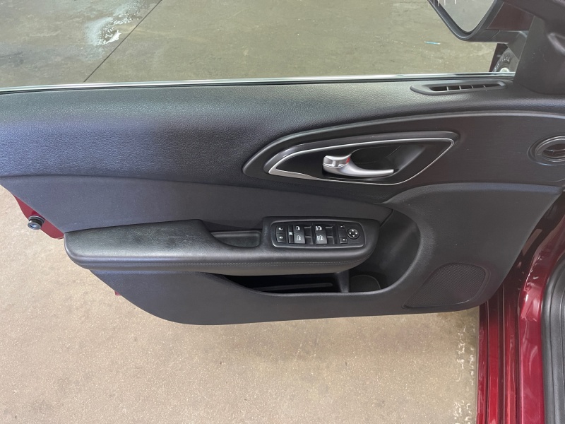 2016 Chrysler 200