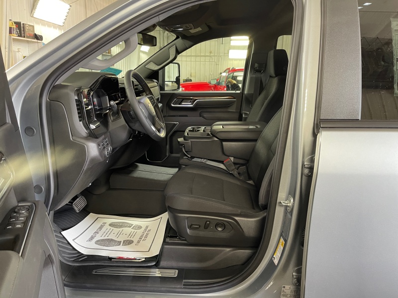 2025 Chevrolet Silverado 3500HD