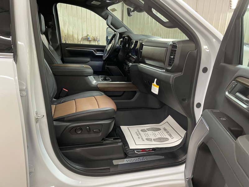 2025 Chevrolet Silverado 3500HD
