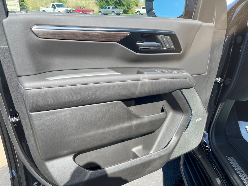 2025 Chevrolet Suburban