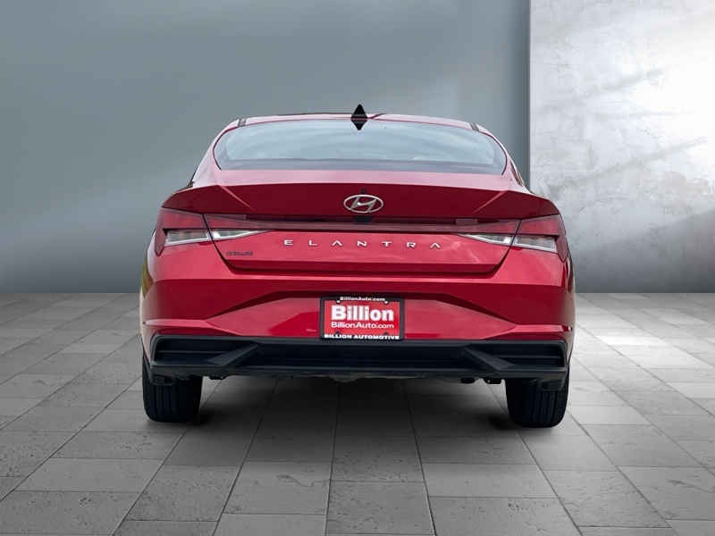 2022 Hyundai Elantra