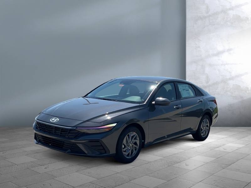 New 2024 Hyundai Elantra SEL Car