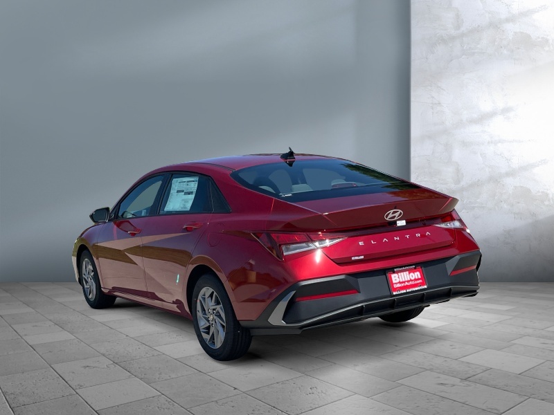 2024 Hyundai Elantra