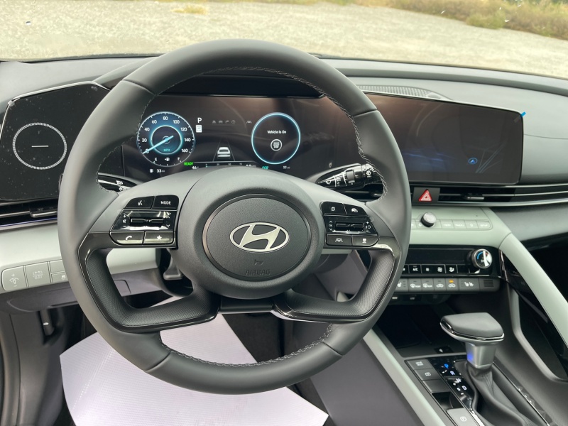 2025 Hyundai Elantra Hybrid