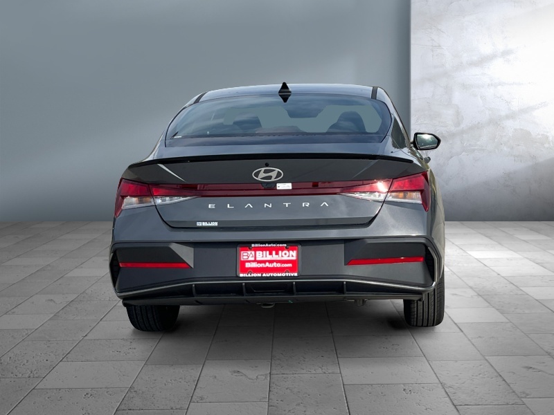 2025 Hyundai Elantra