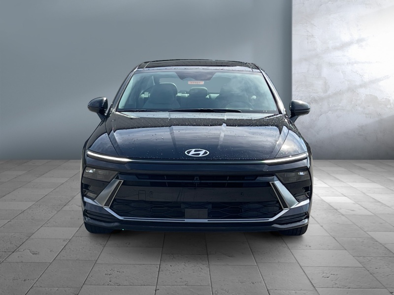 2025 Hyundai Sonata Hybrid