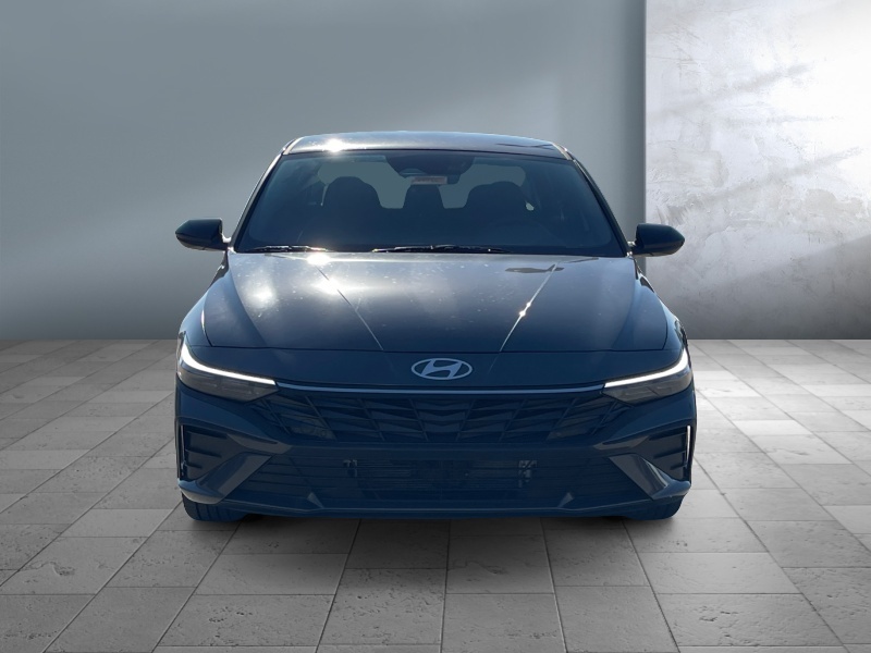 2025 Hyundai Elantra Hybrid