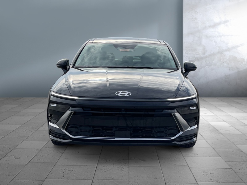 2025 Hyundai Sonata Hybrid