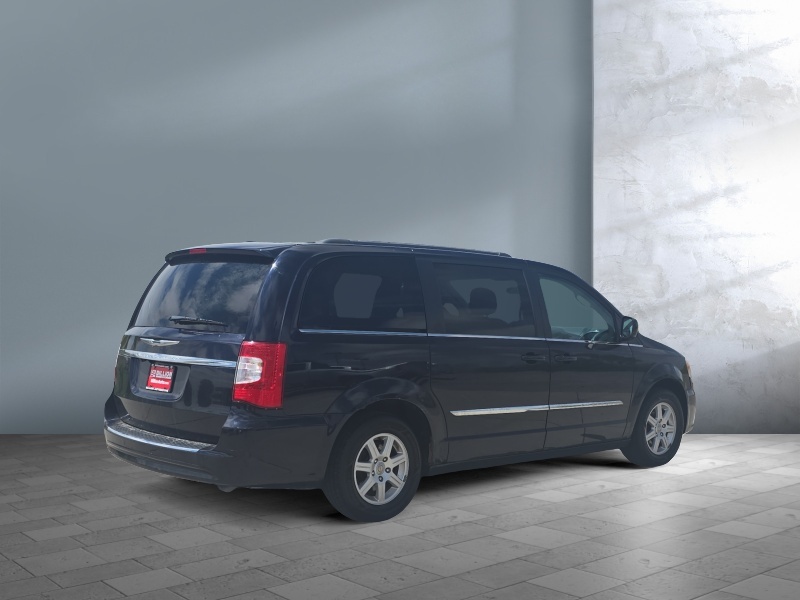 2011 Chrysler Town and Country