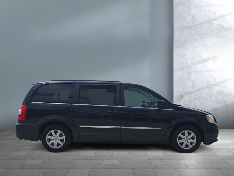2011 Chrysler Town and Country