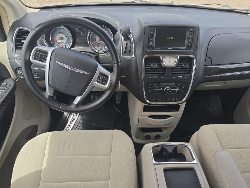 2011 Chrysler Town and Country