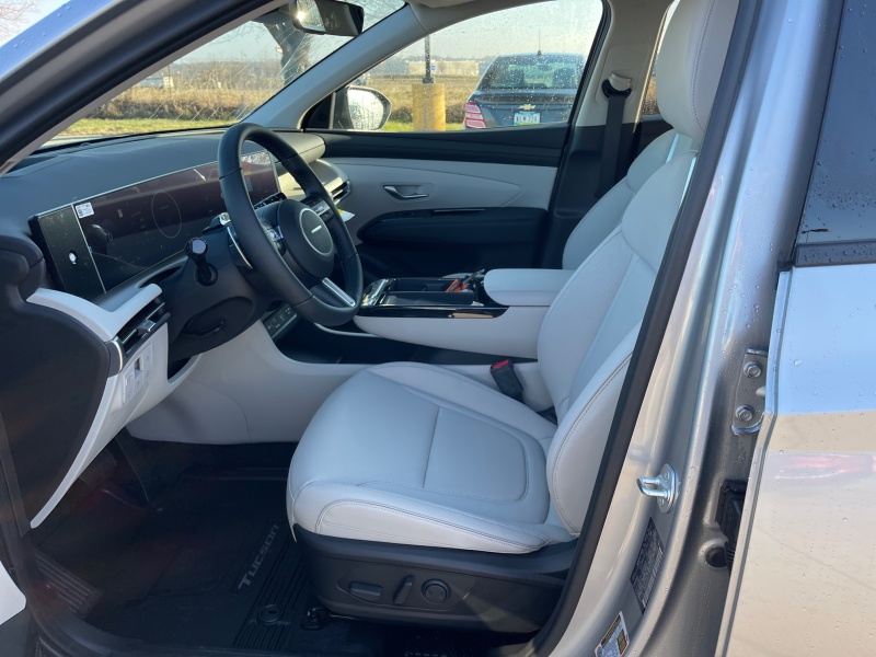 2025 Hyundai Tucson Hybrid