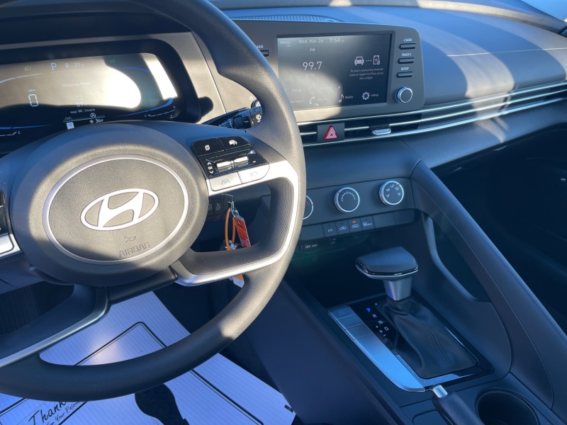 2025 Hyundai Elantra