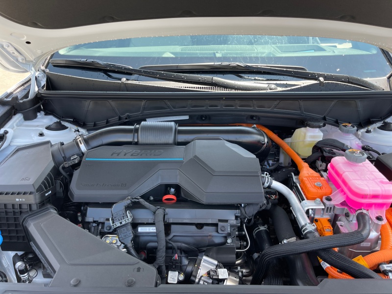 2025 Hyundai Tucson Hybrid
