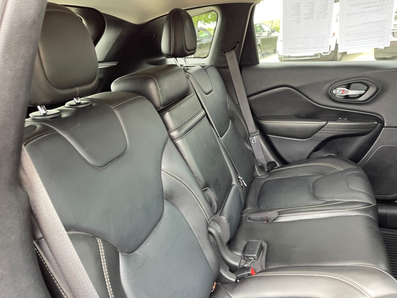 2016 Jeep Cherokee