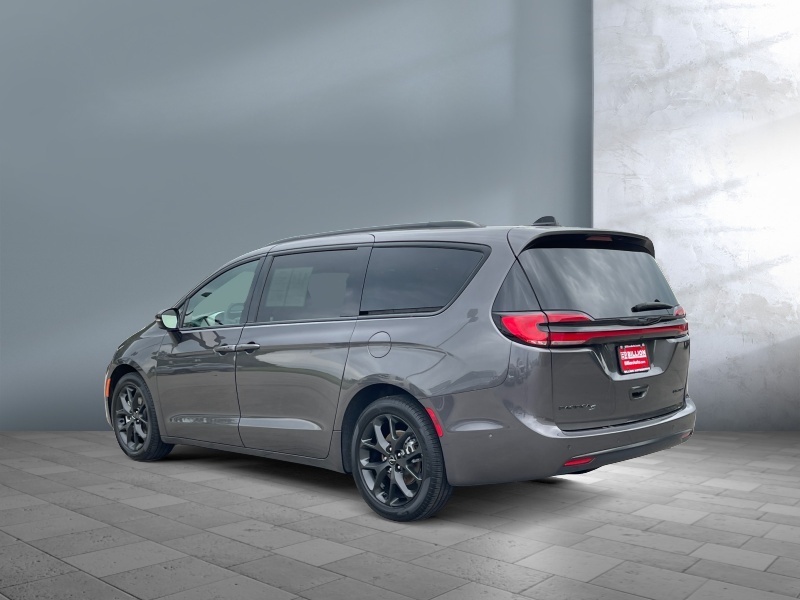 2023 Chrysler Pacifica